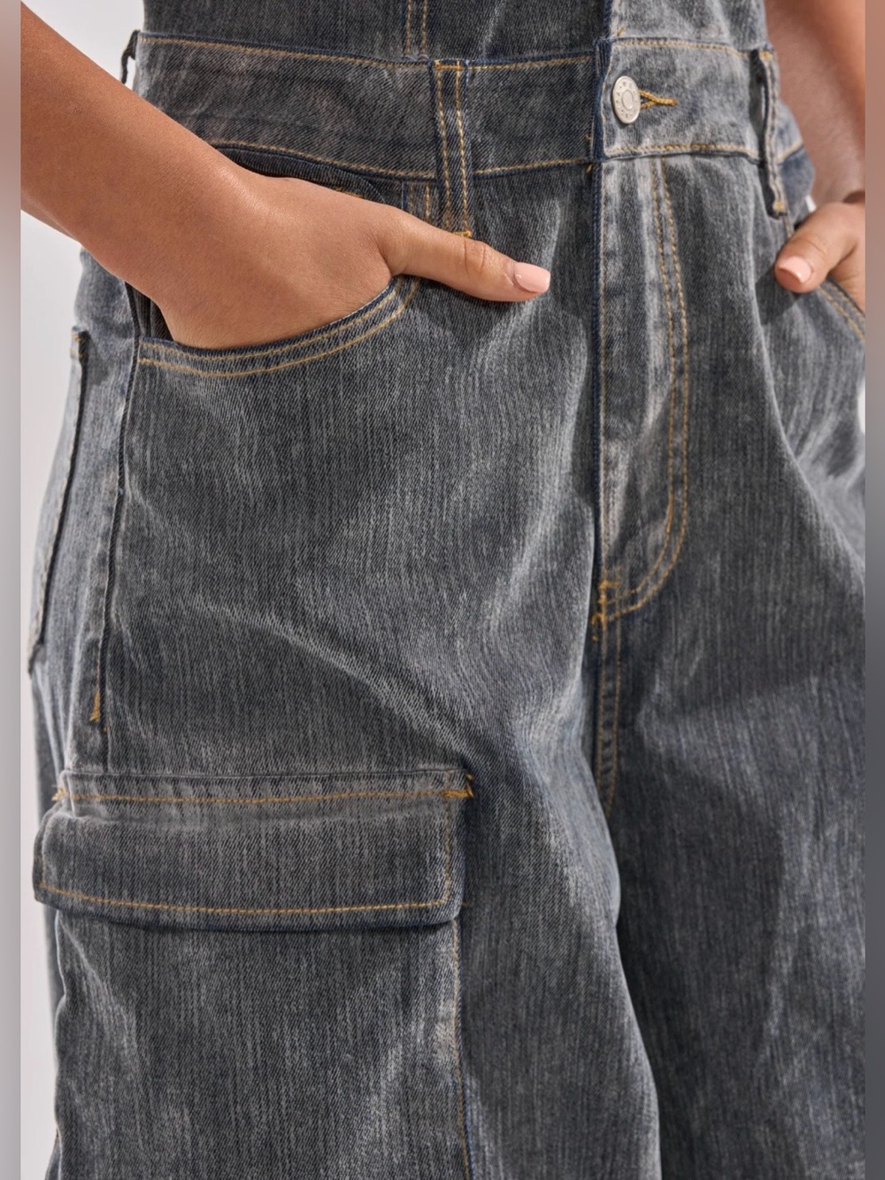 NWT AKIRA Gray Washed Denim halter Cargo Jumpsuit size XL - Picture 7 of 7